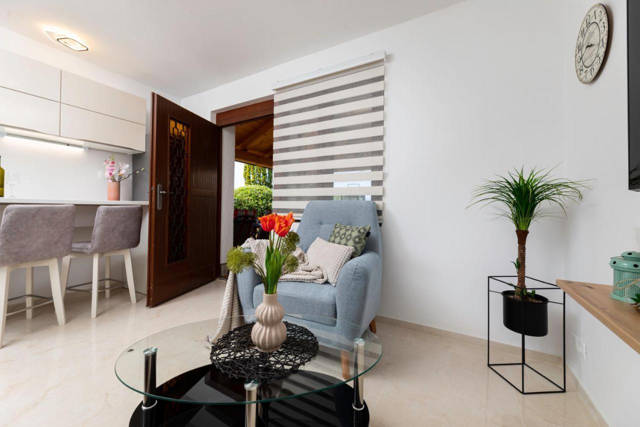 Apartman "Ela" Njivice Εξωτερικό φωτογραφία