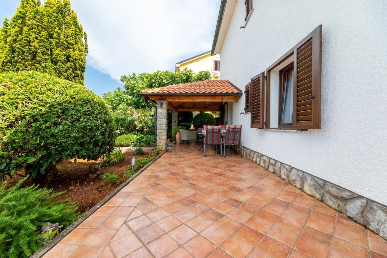 Apartman "Ela" Njivice Εξωτερικό φωτογραφία