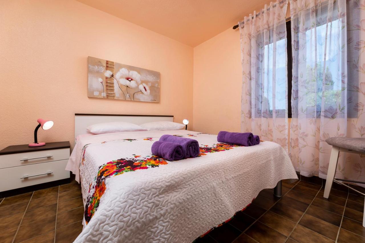 Apartman "Ela" Njivice Εξωτερικό φωτογραφία