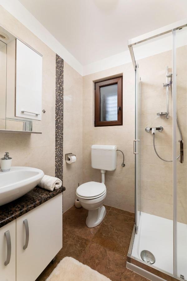 Apartman "Ela" Njivice Εξωτερικό φωτογραφία