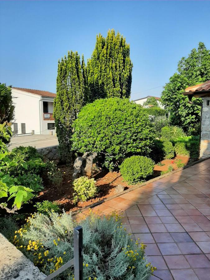 Apartman "Ela" Njivice Εξωτερικό φωτογραφία